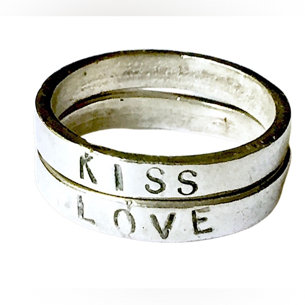 Kiss Love Sterling Silver Stacking Ring Set 925